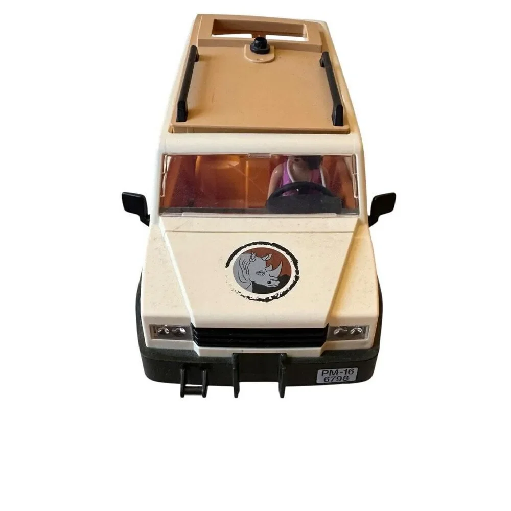 Playmobil Wild Life 6798 Safari Off-Road Vehicle SUV with Driver